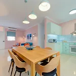 Colorful & Spacious With Yard - Close To Xemxija Bay *